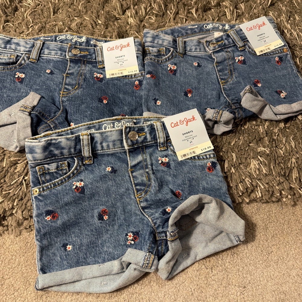 3 Girls Size 3t Cat & Jack Shorts